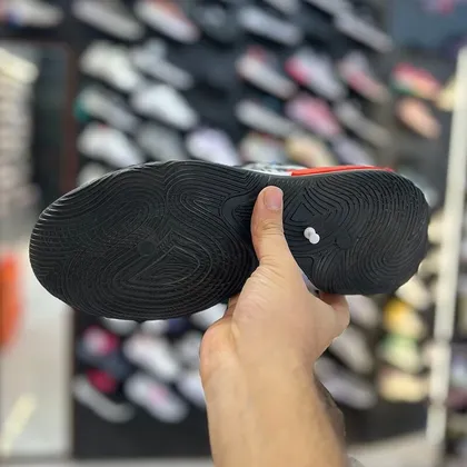کفش بسکتبالی نایکی مدل جردن 6 Jordan مشکی قرمز