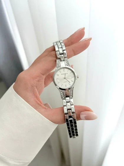 ساعت مچی زنانه هانگری رنگ ثابت کیفیت بینظیر