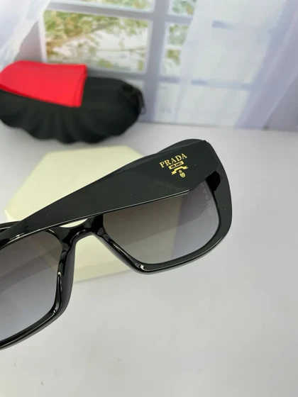 عینک آفتابی پرادا 2550