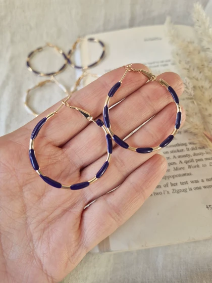 گوشثاره مینا کاری حلقه‌ای