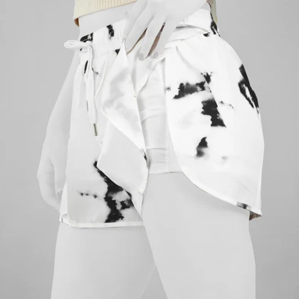 شلوارک کشاله دار ورزشی زنانه مدل 020 سفید مشکی