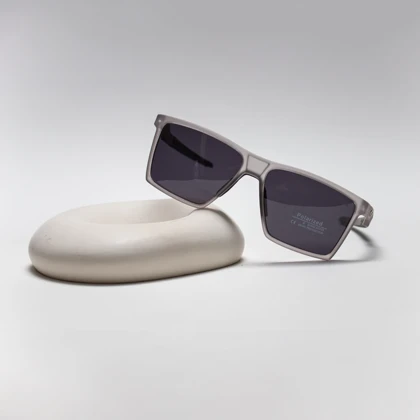 عینک آفتابی اوکلی (Oakley) مدل p1006