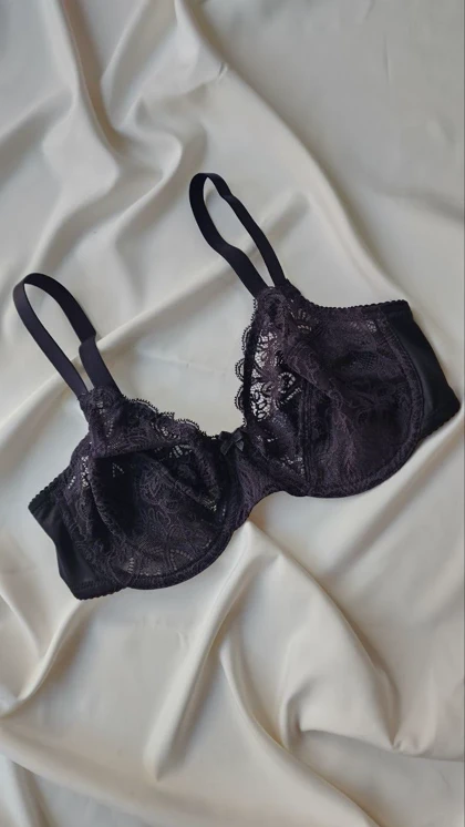 سوتین فنردار بدون ابر کد: 2330