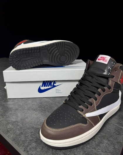 کتانی جردن تراویس ساق‌دار موکا