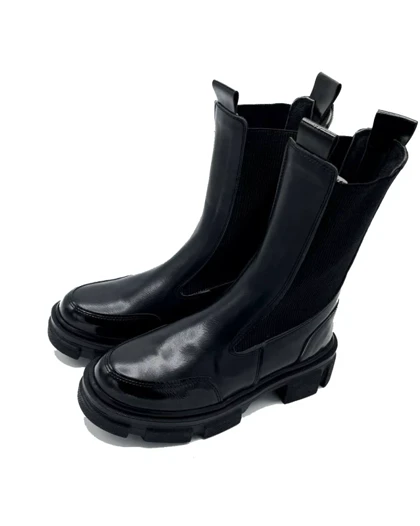 نیم بوت زنانه استرادیواریوس مدل Stradivarius Flat Ankle Boots - BTB06