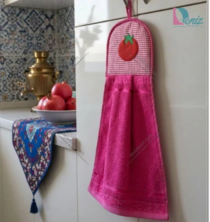 آویز حوله ای آشپزخانه طرح گوجه رنگ سرخابی