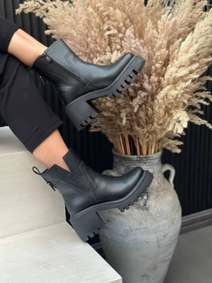 نیم بوت اسپرت