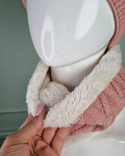 شال و کلاه گردنی توخز سیلکا طرح آرتا