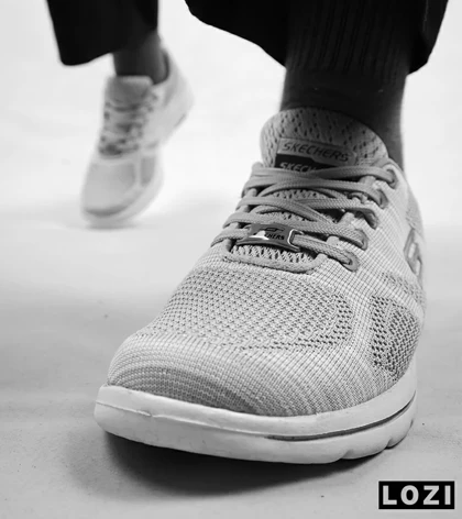 کفش کتانی طبی ورزشی طوسی سفید SKECHERS ULTRA GO
