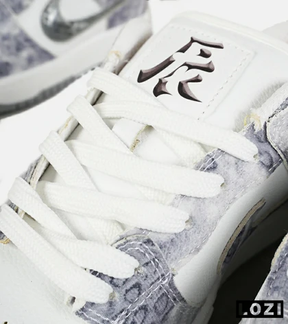 کفش کتانی مردانه و زنانه سفید زغالی NIKE dunk low steam puppet