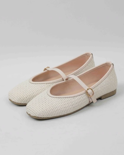 1061 - عروسکی خوکی کنفی 1061