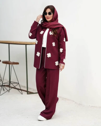 شکوفه دیپلمات