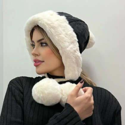 کلاه کاپشنی منگوله‌دار
