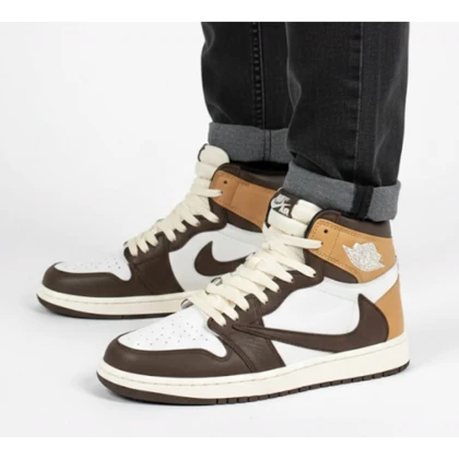 کتانی مردانه ترویس ساق‌دار سفید قهوه ای