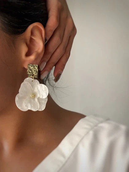 گوشواره آویز گل 2 لایه گرد