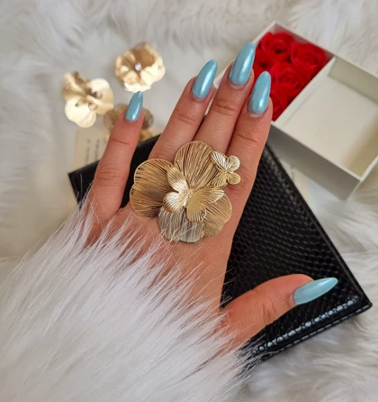 گوشواره انگشتر گل رنگ طلایی