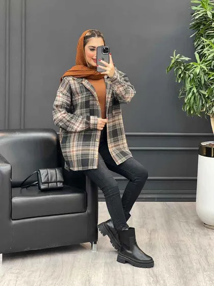 شکت کلاهدار دکمه چوبی