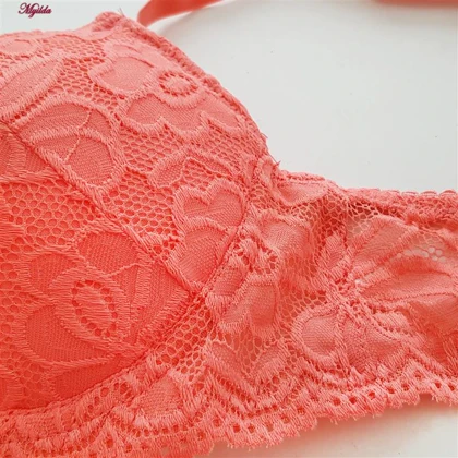 سوتین دکلته فنردار زنانه لنا مدل پوش آپ گلبهی کد 4627