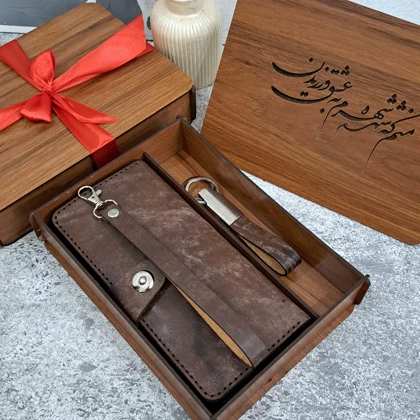 کیف پول دستی مردانه چرم طبیعی پتینه مناسب هدیه