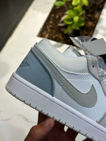 کتانی نایک ایر جردن1 بدون ساق پاریس آبی مستر کوالیتی Nike Air Jordan 1 Low Paris