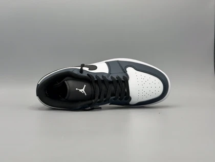 کتانی نایکی جردن1 لو دارک تیل/Nike Air Joradan1 low Dark Teal