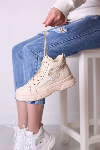 کفش اسپرت زنانه ساق‌دار الوا