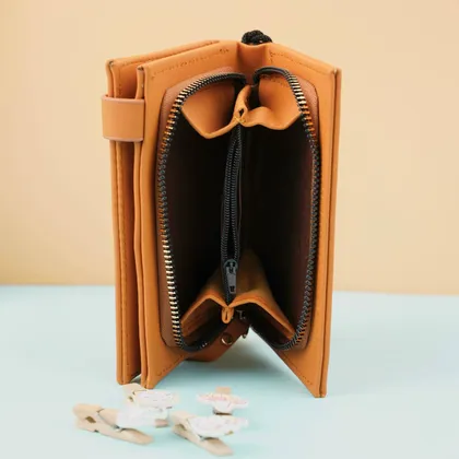 کیف پول زنانه