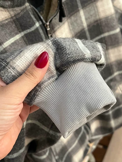 سویشرت چهارخانه کلاهدار 6110