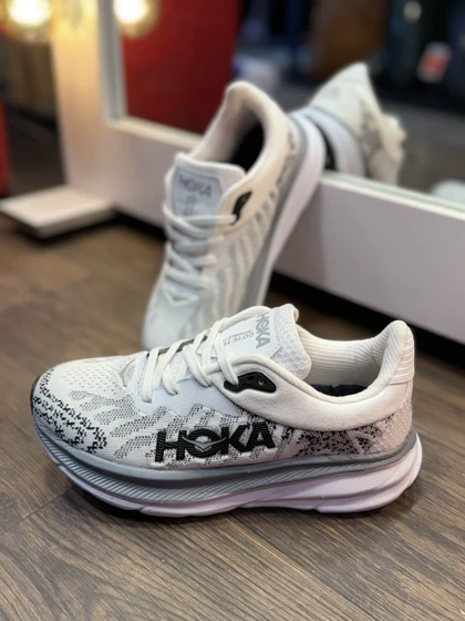 کتانی مردانه راینیگ hoka