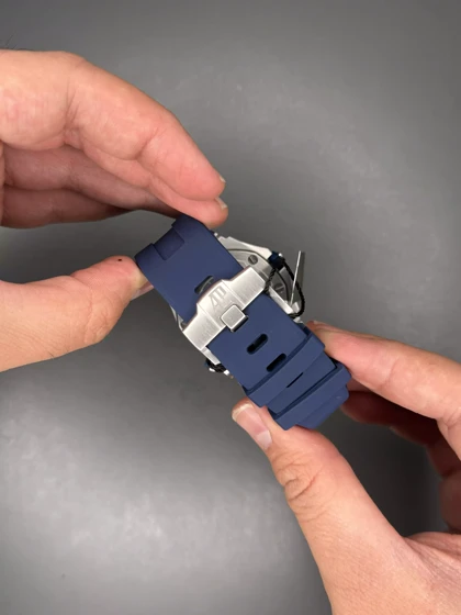 ساعت مچی اودمار پیگه افشور قاب سیلور صفحه سرمه ای Audemars Piguet Offshore