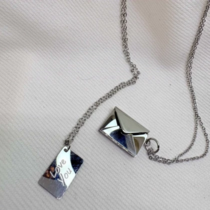 ست گردنبند دو نفره مدل «نامه و پاکت» | طراحی مینیمال و مفهومی (استیل سیلور)