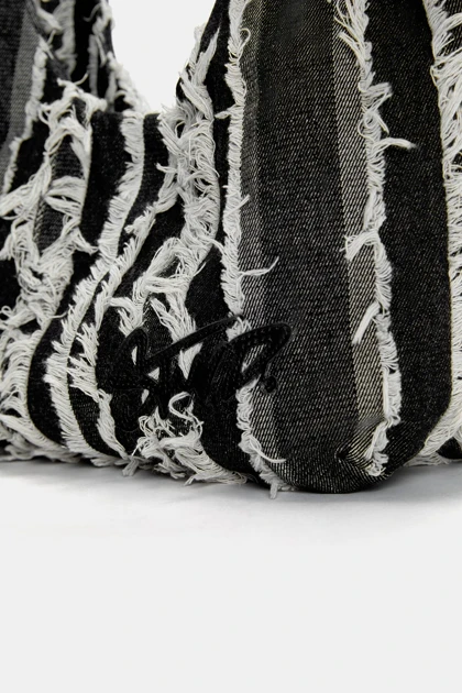 کیف زنانه دوشی pull-and-bear