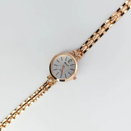 ساعت مچی زنانه مجلسی IE-LY نگین‌دار با موتور کوارتز