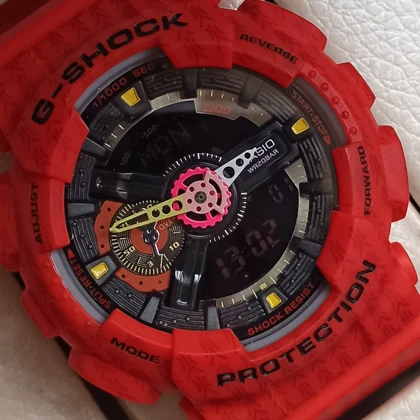 ساعت مچی اسپرت طرح جیشاک 110 رنگ قرمز مات