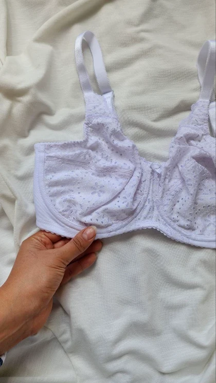 سوتین نخی فنردار بدون ابر SHANDERMAN کد: 2444