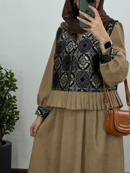 ست پیراهن مانتویی به همراه وست سوزندوزی شده 1