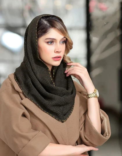 شال بافت ساده زنانه | انتخابی شیک برای فصل سرد سال