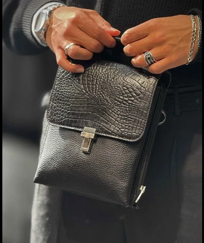 کیف دوشی چرم طبیعی دیپلماتی