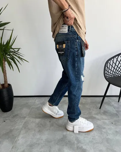 شلوار مام فیت آبی سرمه ای زاپ‌دار BALENCIAGA