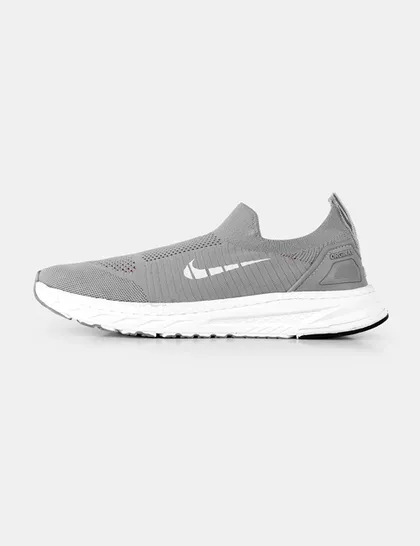 کفش ورزشی مردانه Nike