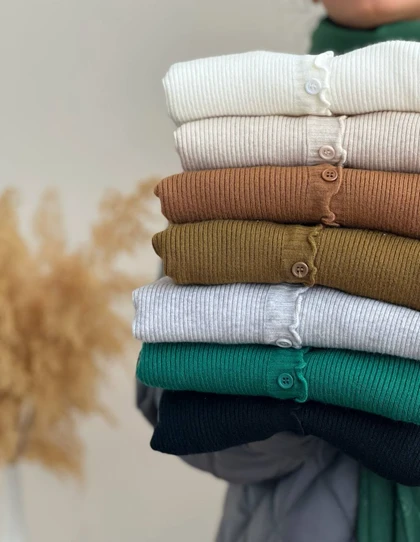 ژاکت بافت یقه 7 جلو دکمه کد 2411