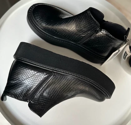 نیم بوت زنانه استرادیواریوس مدل00012-Stradivarius-Flat-Ankle-Boots