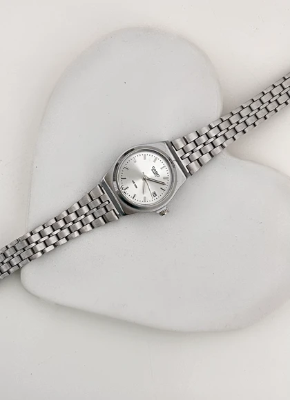 ساعت زنانه کاسیو گادفادر 777