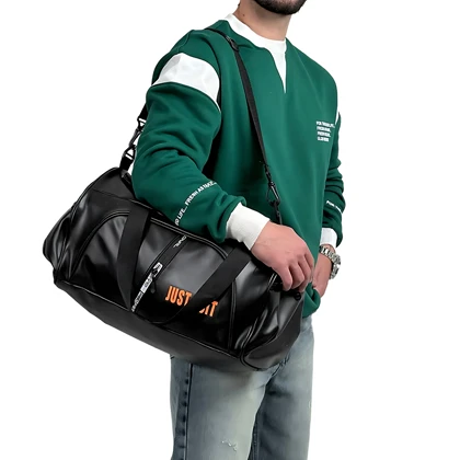 ساک ورزشی مشکی مدل چرم