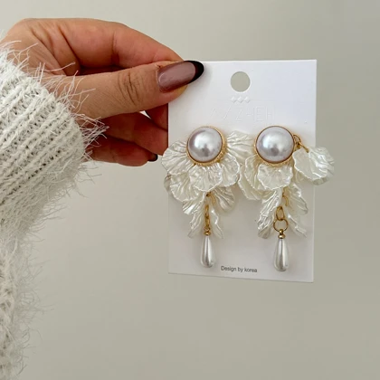 گوشواره زنانه مرواریدی گلبرگ کد 870