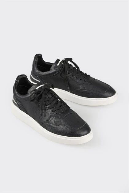 کتانی مردانه اله elle