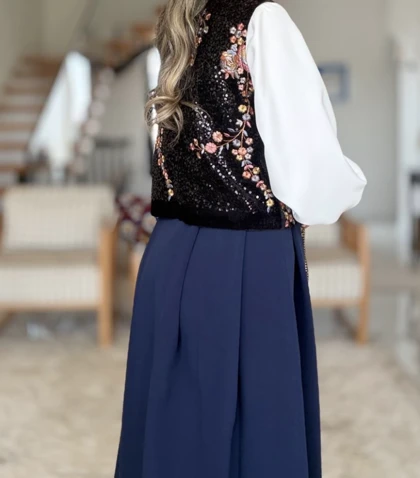 وست زنانه مدل دیبا