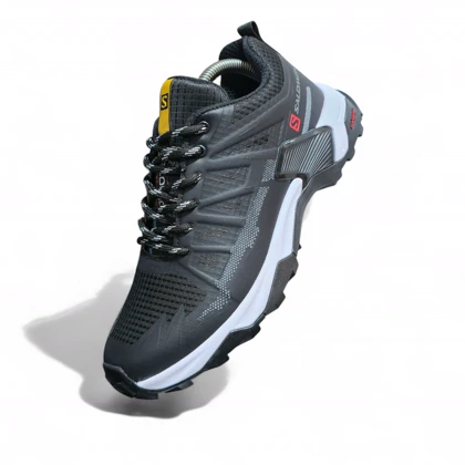 کتانی روزمره و طبیعتگردی سالامون مشکی تمام