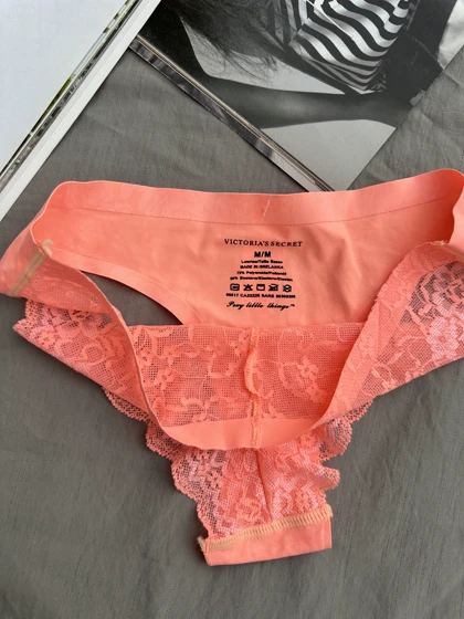 شورت لیزر کات طرح گل