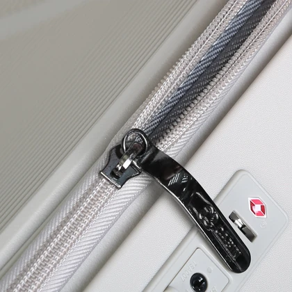 چمدان کابین CABIN مدل SBC8085 سایز متوسط